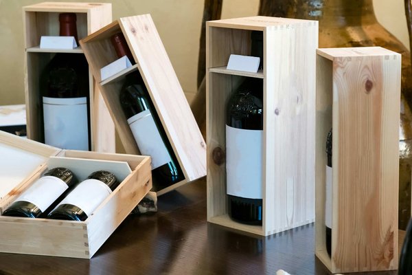 Guide pour choisir le coffret de vin idéal à offrir en cadeau